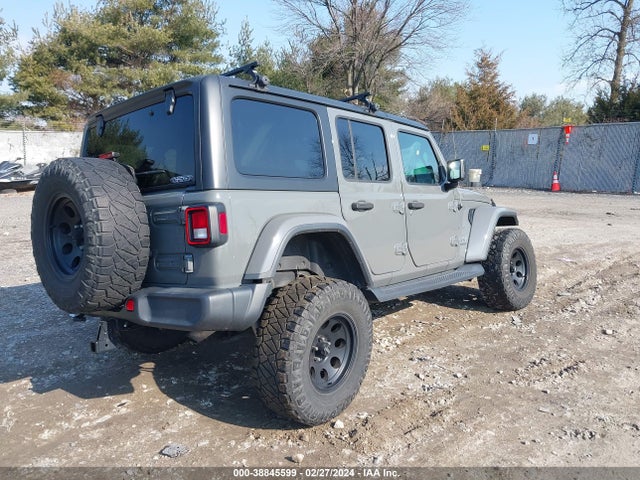 1C4HJXEN7JW249925 Jeep Wrangler Unlimited Sahara 4x4