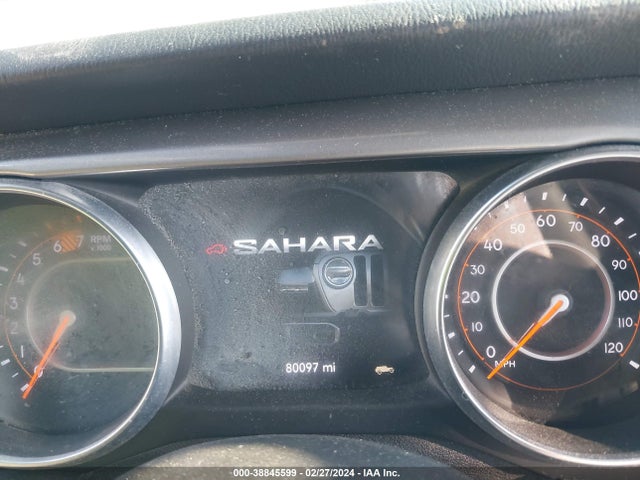 1C4HJXEN7JW249925 Jeep Wrangler Unlimited Sahara 4x4