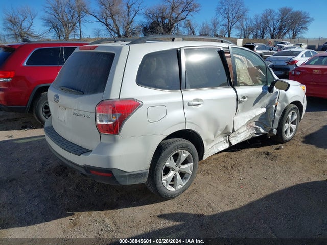 Subaru Forester 2.5i Premium 2015 JF2SJADC0FH596173 Image 4