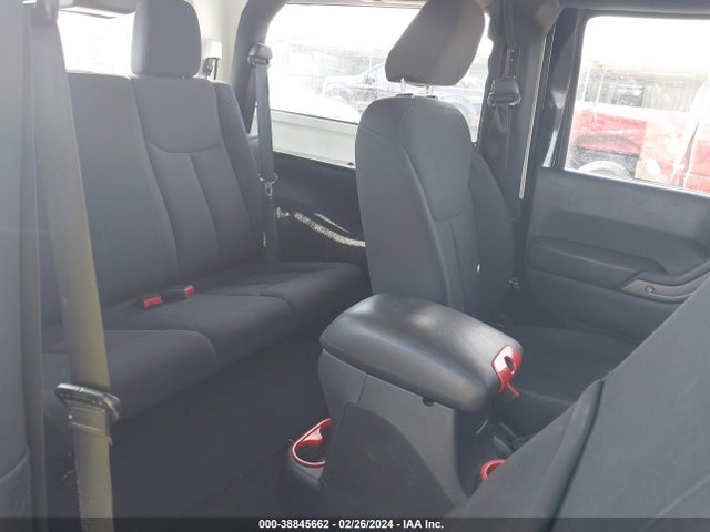 1C4GJWAG3GL204617 Jeep Wrangler Sport