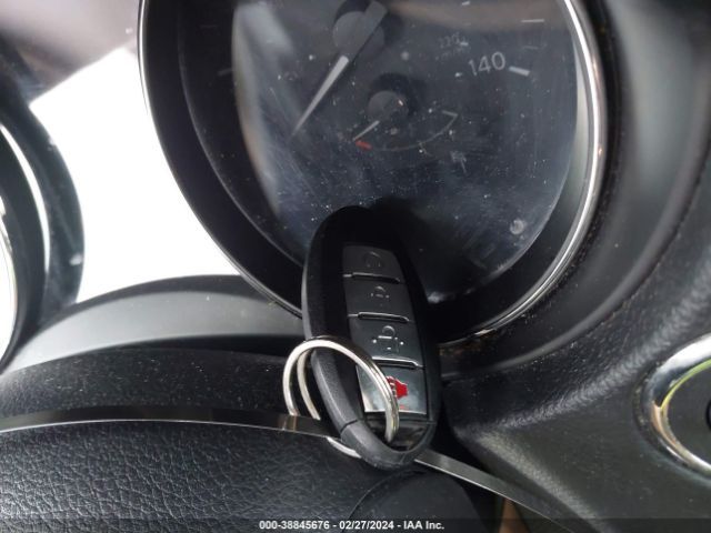 KNMAT2MV0HP540335 Nissan ROGUE SV