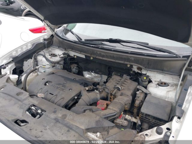 JA4AP3AUXHZ027369 Mitsubishi Outlander Sport 2.0 Es/2.0 Le