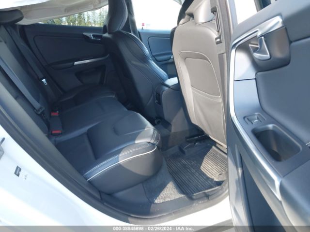 YV449MRS7H2041189 Volvo Xc60 T6 R-design