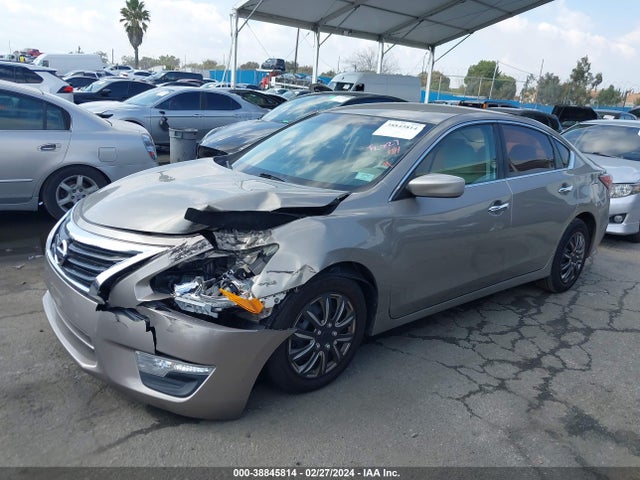 Nissan Altima 2.5 S 2014 1N4AL3AP2EN255628 Image 2