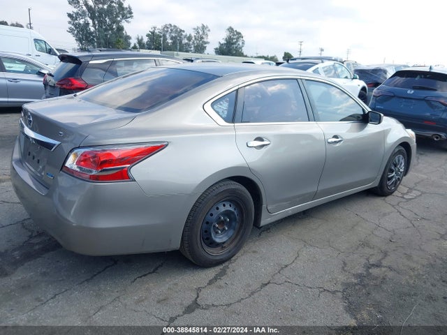 Nissan Altima 2.5 S 2014 1N4AL3AP2EN255628 Image 4
