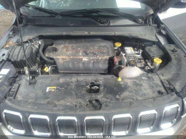 3C4NJDFB3NT191636 Jeep Compass Latitude Lux