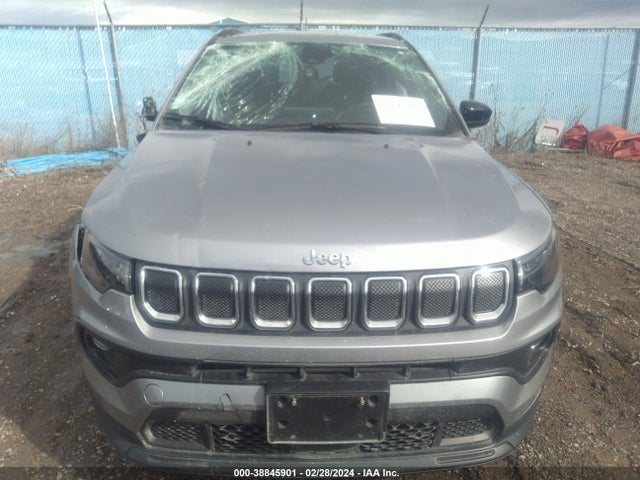 3C4NJDFB3NT191636 Jeep Compass Latitude Lux