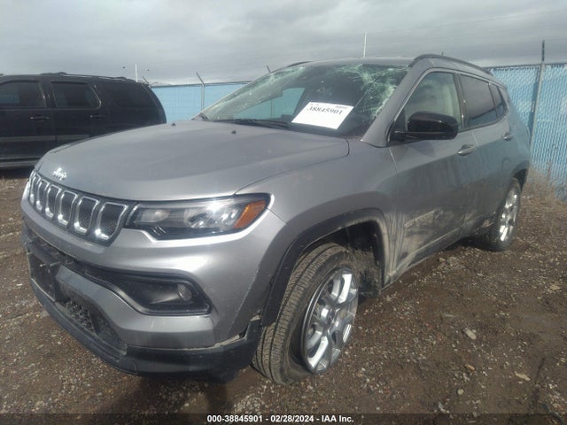 3C4NJDFB3NT191636 Jeep Compass Latitude Lux