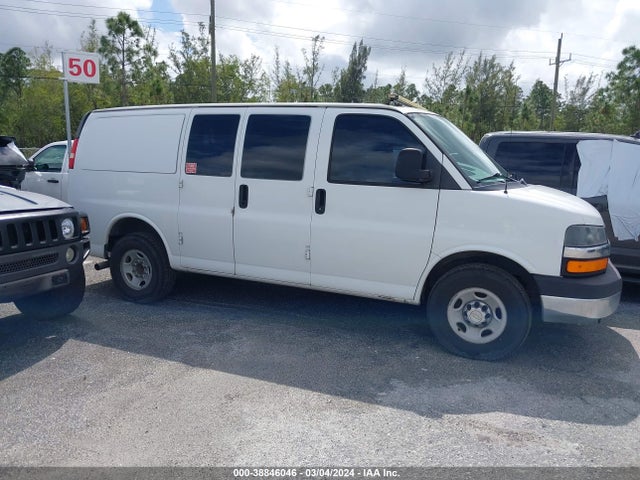 Chevrolet Express 2500 Work Van 2014 1GCWGFBA1E1141062 Image 13