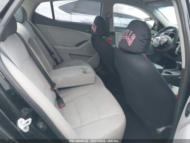 5XXGM4A76FG499688 KIA Optima Lx
