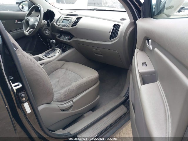 KIA Sportage Lx 2016 KNDPB3AC4G7807822 Image 5