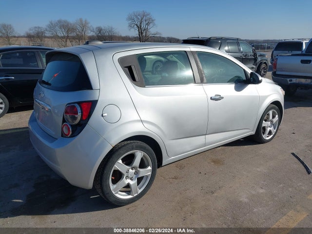 Chevrolet Sonic Ltz Auto 2015 1G1JE6SB2F4123400 Image 4