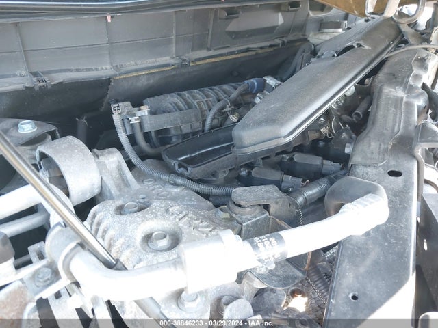 Nissan ROGUE S 2019 5N1AT2MV7KC796403 Image 10