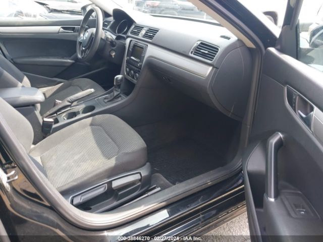 1VWAT7A34GC043954 Volkswagen Passat 1.8t S