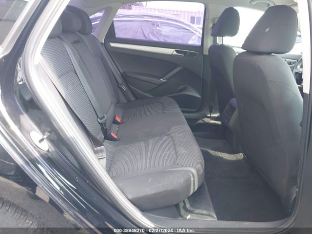 1VWAT7A34GC043954 Volkswagen Passat 1.8t S