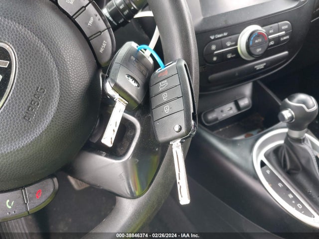 KIA SOUL + 2019 KNDJP3A56K7667807 Image 11