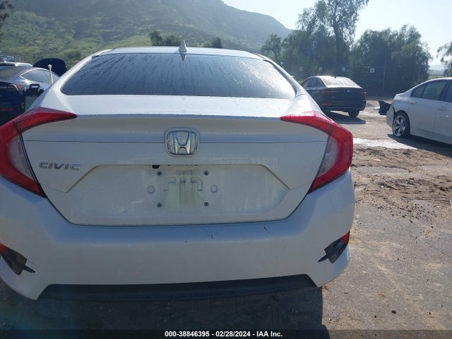 Honda CIVIC EX 2018 19XFC2F76JE208555 Image 17