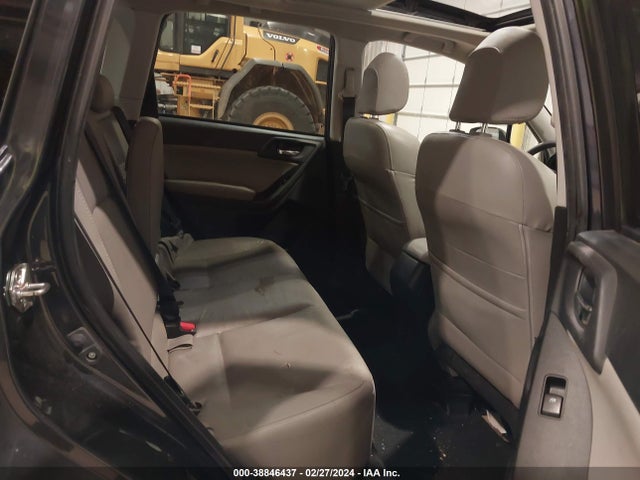 Subaru Forester 2.5i Limited 2015 JF2SJARCXFH824530 Image 8