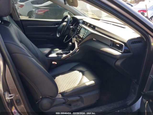 4T1B11HK0KU702635 Toyota CAMRY SE