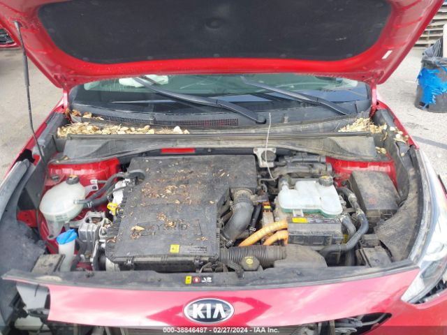 KNDCB3LC5H5101273 KIA NIRO LX