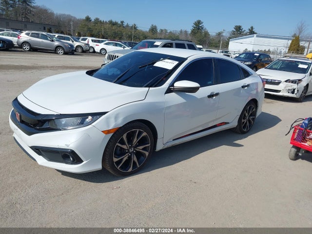 Honda Civic Sport 2019 2HGFC2F82KH582158 Image 2