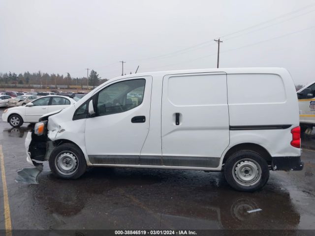 3N6CM0KN3EK696764 Nissan NV200 SV