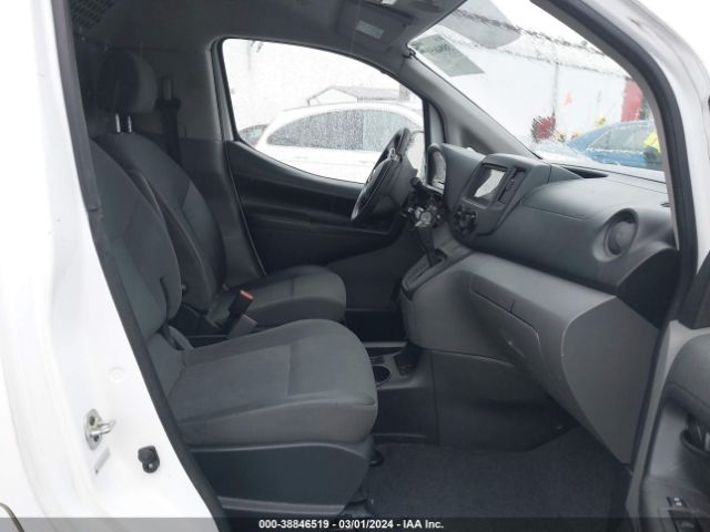 3N6CM0KN3EK696764 Nissan NV200 SV