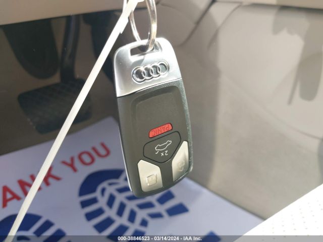 WA1VAAF75KD047933 Audi Q7 55 Premium