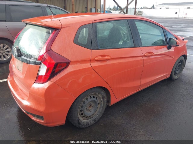 Honda FIT LX 2018 3HGGK5G42JM718566 Image 4