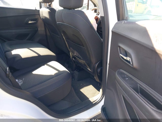 Chevrolet TRAX LS 2019 3GNCJKSB2KL392643 Image 8
