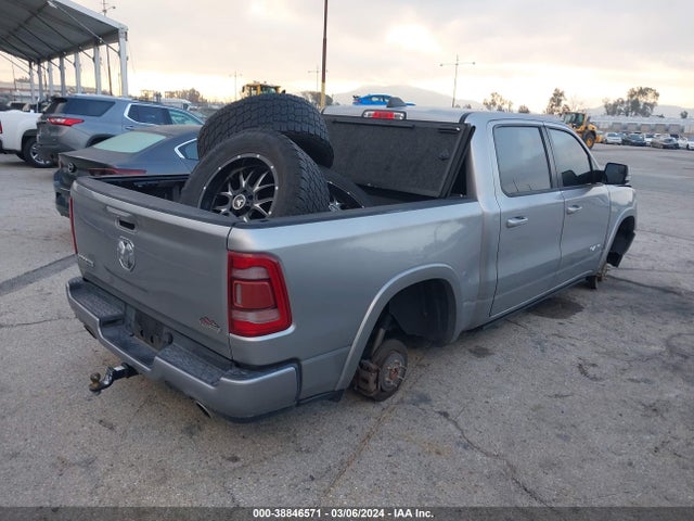 1C6RREJTXKN771663 RAM 1500 Laramie  4x2 5'7 Box