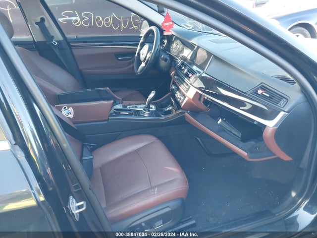 BMW 535i Xdrive 2014 WBA5B3C59ED534460 Image 5