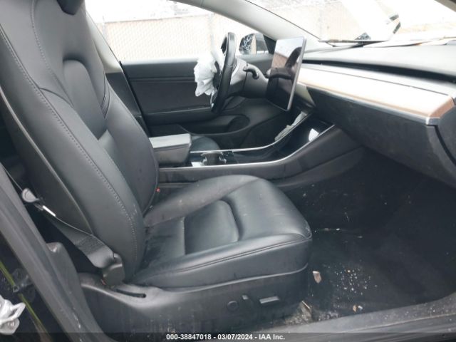 5YJ3E1EB6KF199199 Tesla Model 3 Long Range/performance
