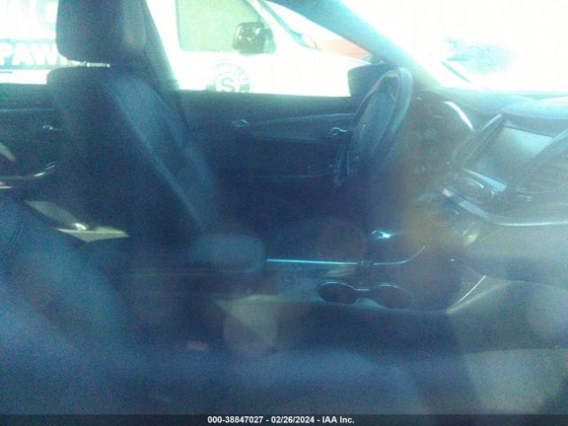 1G1105S33HU189281 Chevrolet IMPALA 1LT