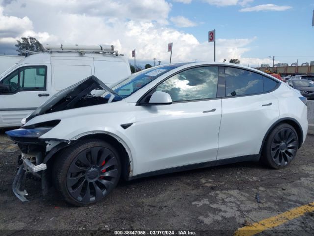 7SAYGDEF8NF389520 Tesla Model Y Performance Dual Motor All-wheel Drive