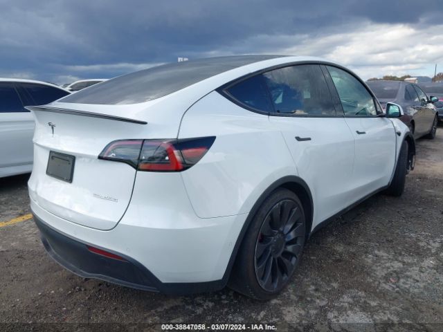 7SAYGDEF8NF389520 Tesla Model Y Performance Dual Motor All-wheel Drive