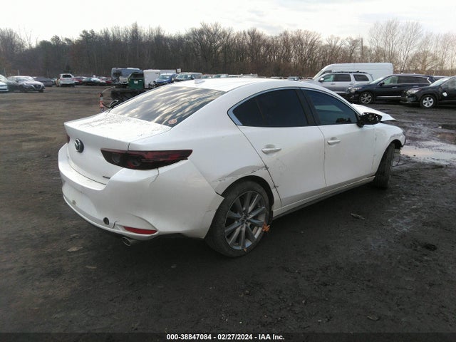 Mazda Mazda3 Preferred Package 2019 3MZBPADL8KM107695 Image 4