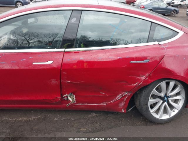 5YJ3E1EB8JF117097 Tesla Model 3 Long Range/performance
