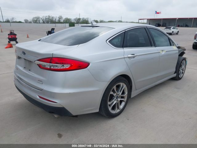 3FA6P0CD1KR170932 Ford FUSION SEL