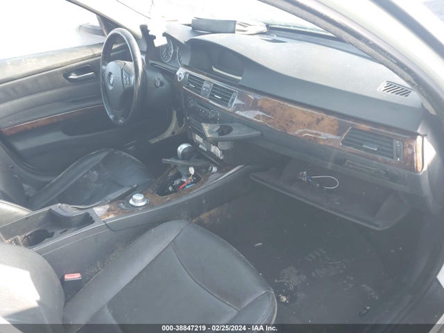 2006 BMW 325I VIN: WBAVB13586KX48406