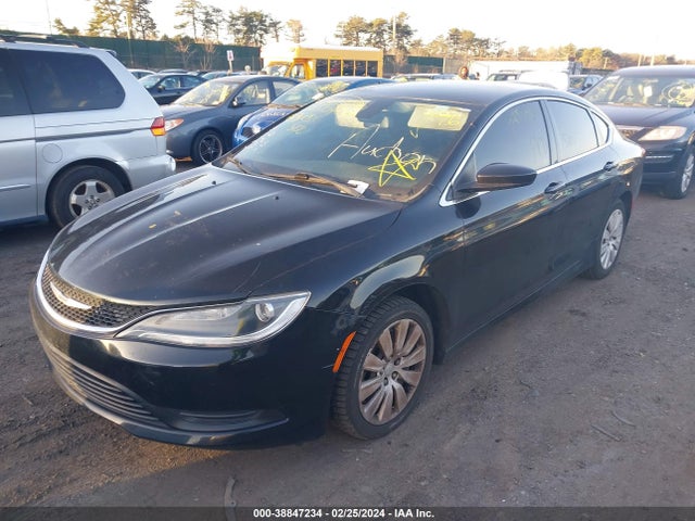 1C3CCCFB3FN547505 Chrysler 200 LX