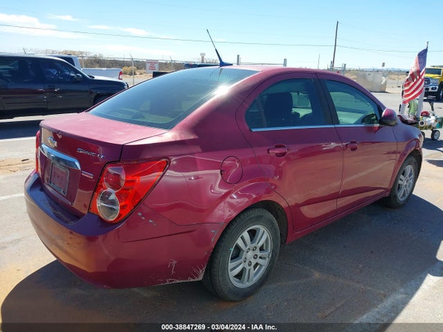 Chevrolet Sonic Lt Auto 2014 1G1JC5SB7E4131197 Image 4