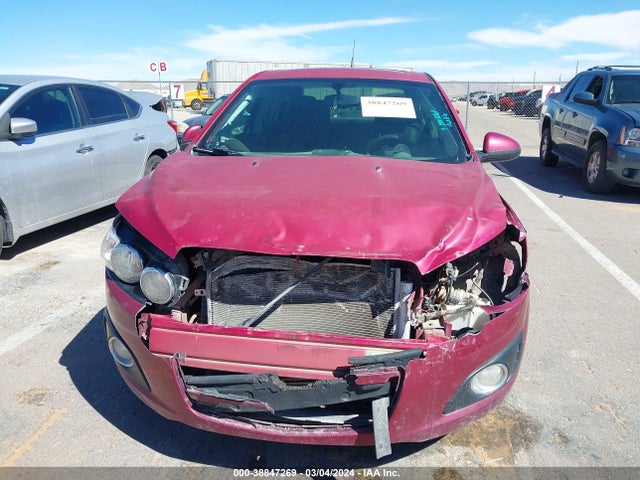 Chevrolet Sonic Lt Auto 2014 1G1JC5SB7E4131197 Image 6