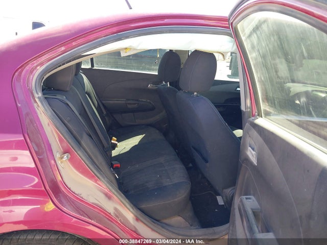 Chevrolet Sonic Lt Auto 2014 1G1JC5SB7E4131197 Image 8