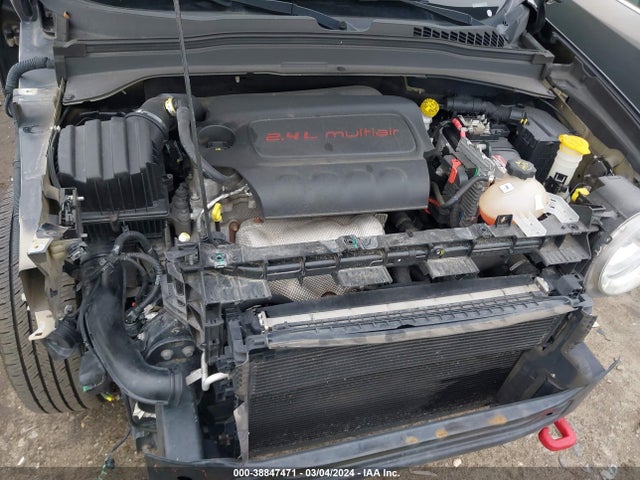 Jeep Renegade Trailhawk 2015 ZACCJBCT2FPC32971 Image 10