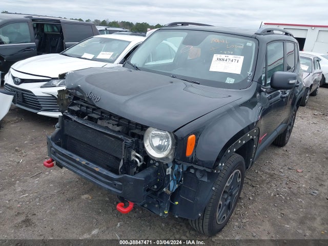 Jeep Renegade Trailhawk 2015 ZACCJBCT2FPC32971 Image 2