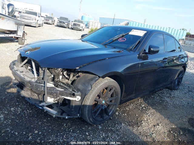 BMW 330I 2020 3MW5R1J00L8B34126 Image 2