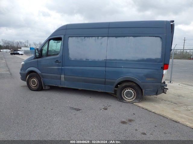 WD3PE7CD0JP642714 Mercedes-Benz Sprinter 2500 Standard Roof V6