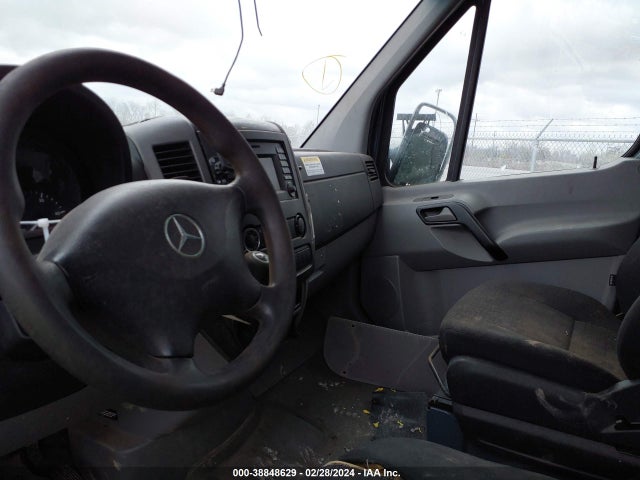 WD3PE7CD0JP642714 Mercedes-Benz Sprinter 2500 Standard Roof V6