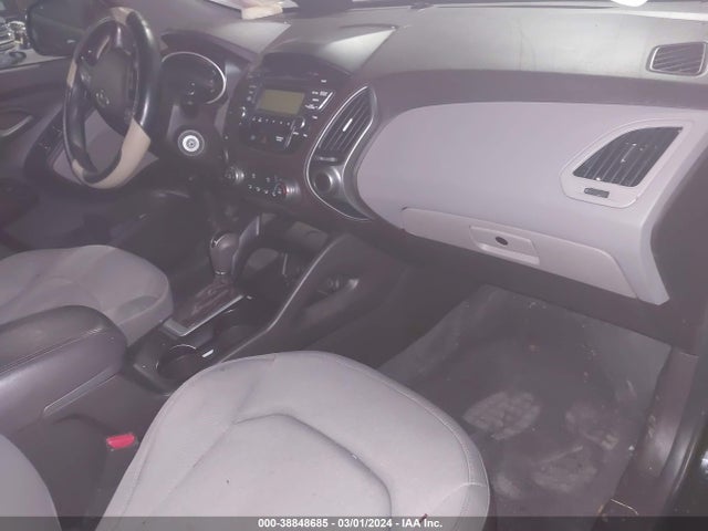 Hyundai TUCSON GLS 2015 KM8JT3AF8FU106144 Image 5